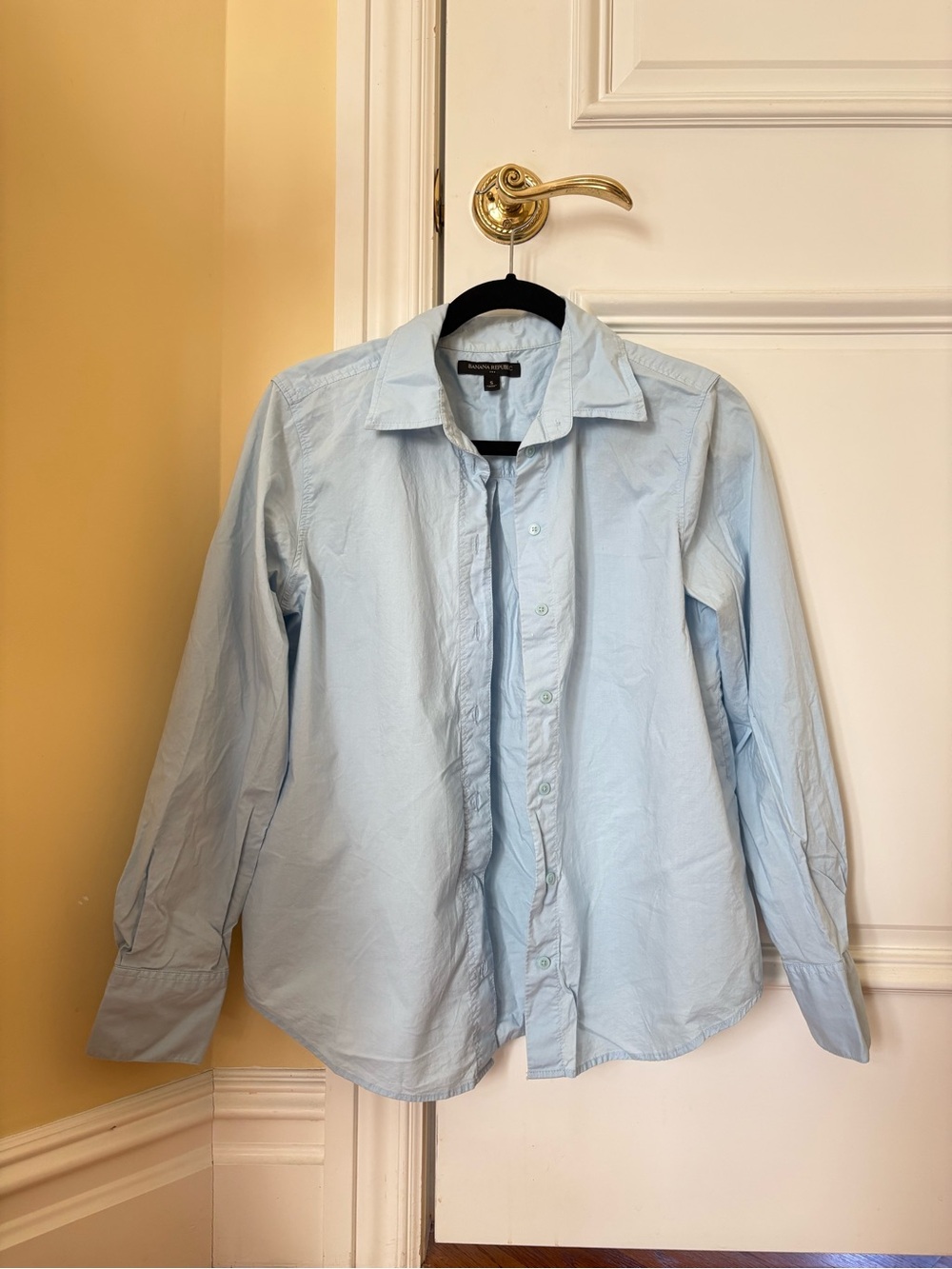 Banana Republic women Blue Solid Woven Cotton Button-Up Point Collar Shirt S